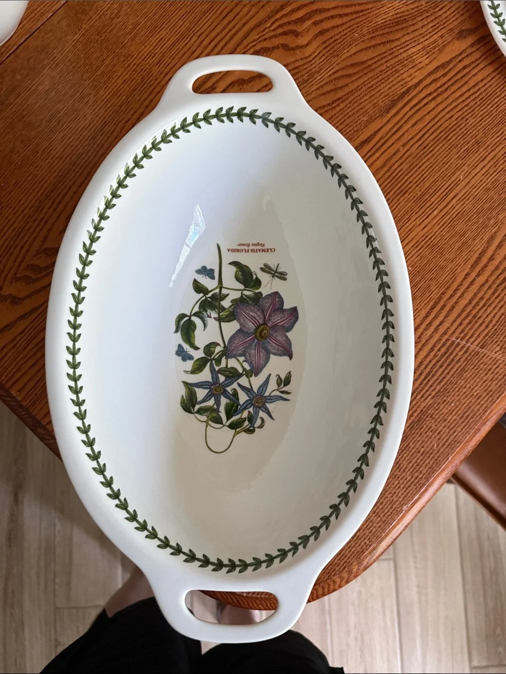 Oval casserole dish
